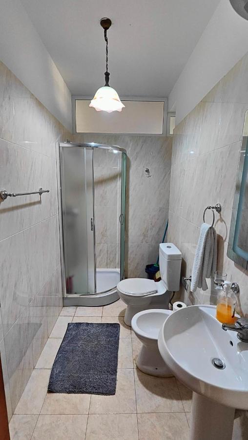 Appartamento Familiare Di Toni Shkodra Kültér fotó